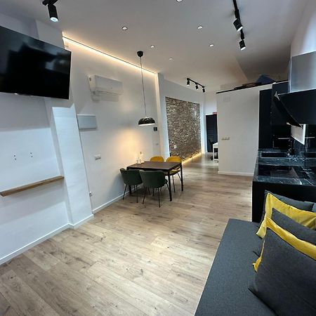 Bear Homes - Olimpia Suite Valencia Exterior photo